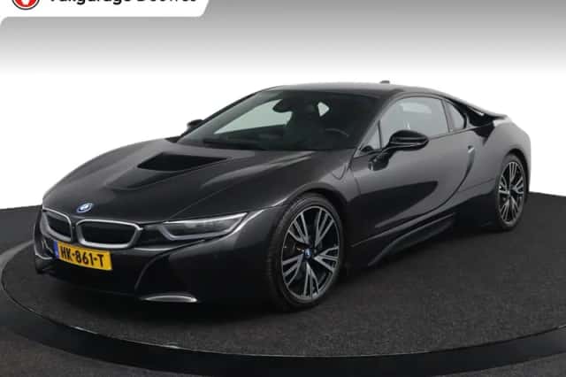 BMW I8 (2015) thumbnail 2