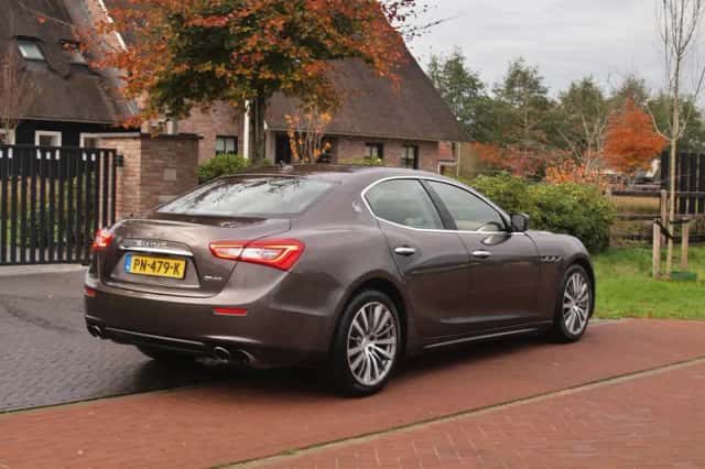 Maserati Ghibli (2015) thumbnail 12