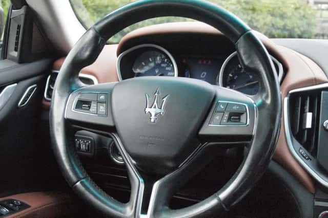 Maserati Ghibli (2015) thumbnail 21
