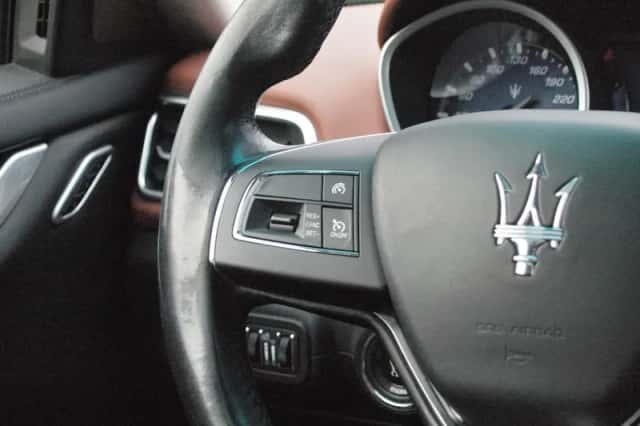 Maserati Ghibli (2015) thumbnail 22