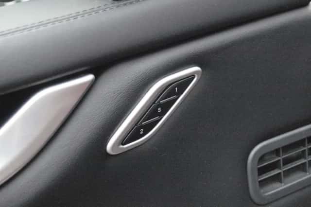 Maserati Ghibli (2015) thumbnail 32