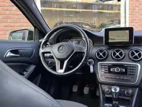 Mercedes-Benz A-Klasse (2013) thumbnail 2