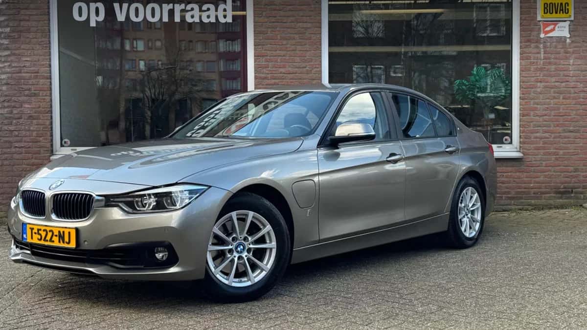 BMW 3-Serie (2018) — foto 1