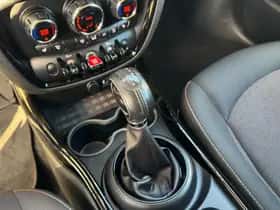MINI Clubman (2018) thumbnail 8