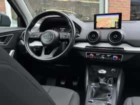 Audi Q2 (2017) thumbnail 2