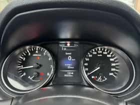 Nissan Qashqai (2015) thumbnail 14