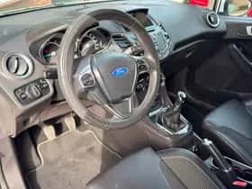 Ford Fiesta (2015) thumbnail 8