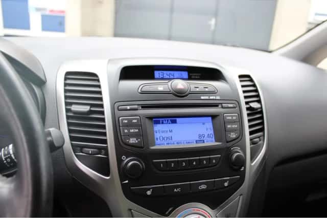 Hyundai ix20 (2013) thumbnail 8