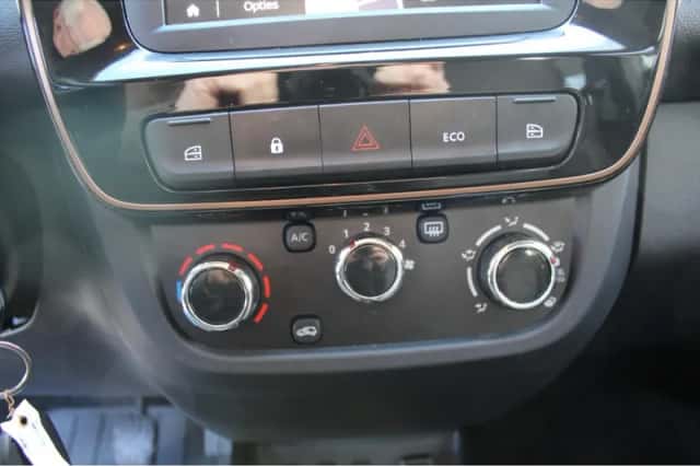 Dacia Spring (2023) thumbnail 14