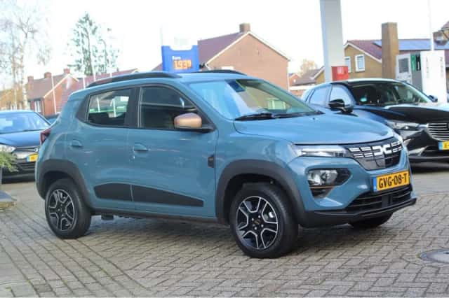 Dacia Spring (2023) thumbnail 4