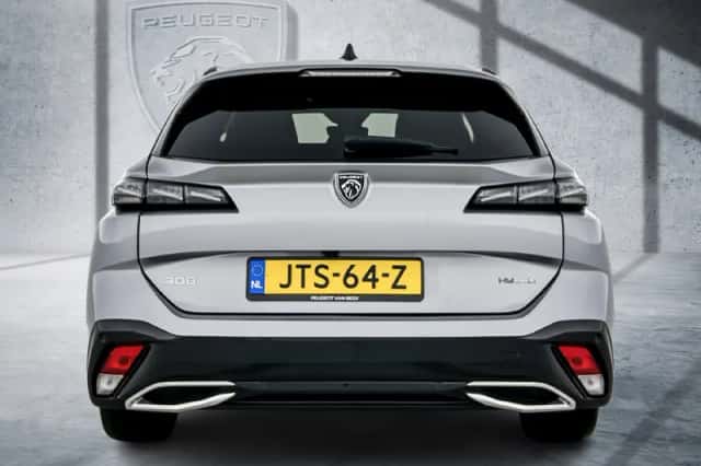 Peugeot 308 (2024) thumbnail 3