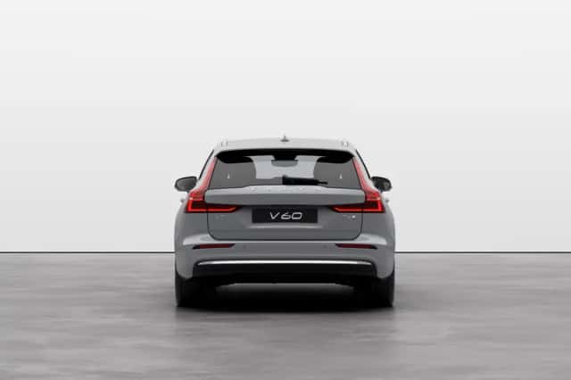 Volvo V60 (2025) thumbnail 4