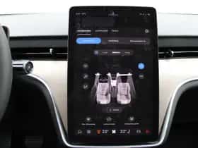 Volvo EX90 (2025) thumbnail 30
