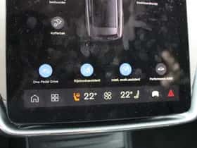 Volvo EX90 (2025) thumbnail 33