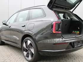Volvo EX90 (2025) thumbnail 5