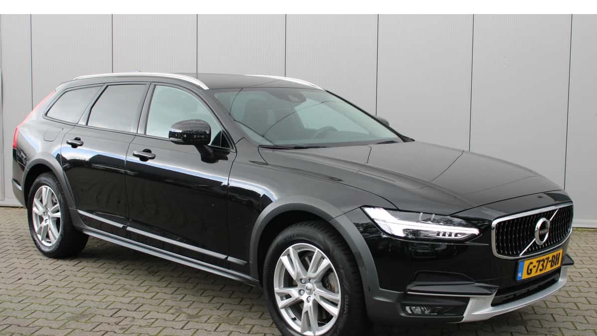 Volvo V90 — foto 1