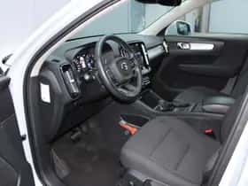 Volvo XC40 (2020) thumbnail 18
