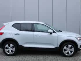 Volvo XC40 (2020) thumbnail 3