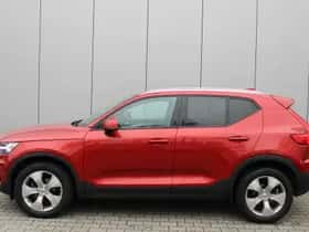 Volvo XC40 thumbnail 5