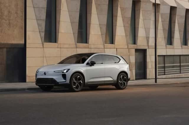 Volvo EX60 (2026) thumbnail 1
