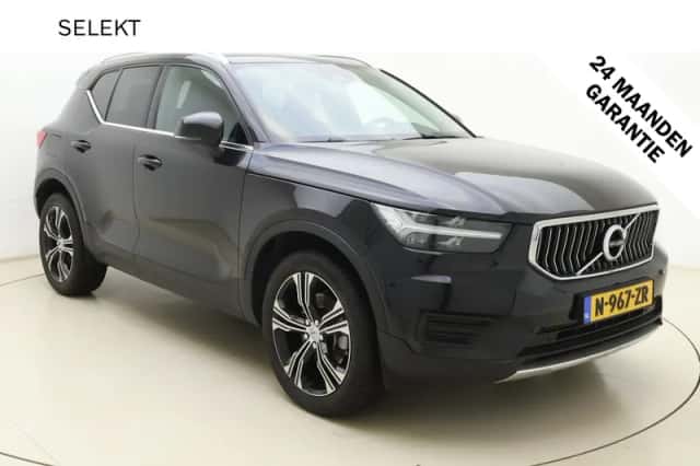 Volvo XC40 (2022) thumbnail 1
