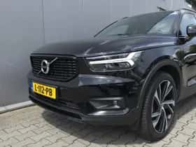 Volvo XC40 (2021) thumbnail 4