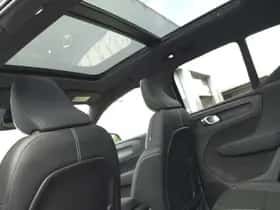 Volvo XC40 (2022) thumbnail 22