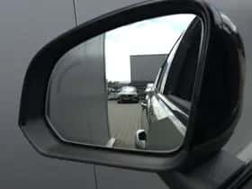 Volvo XC40 (2022) thumbnail 24