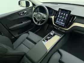 Volvo XC60 (2025) thumbnail 2