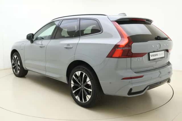 Volvo XC60 (2025) thumbnail 3