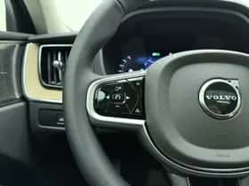 Volvo XC60 (2025) thumbnail 28