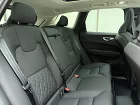 Volvo XC60 (2025) thumbnail 6