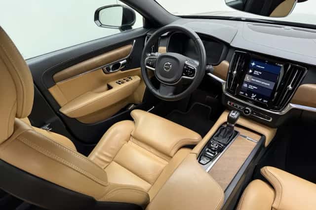 Volvo S90 (2020) thumbnail 2