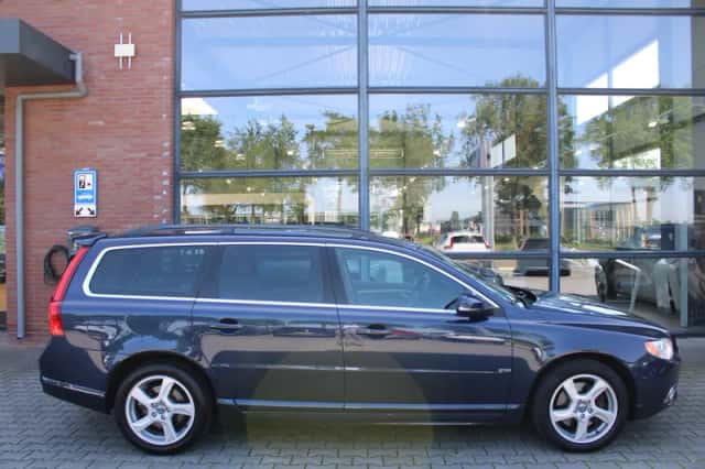 Volvo V70 (2013) thumbnail 3
