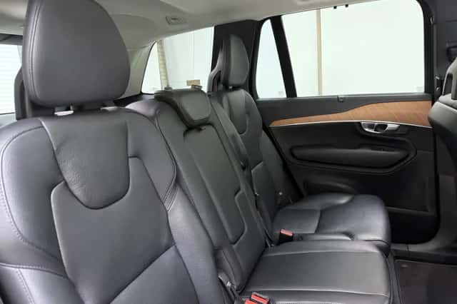 Volvo XC90 (2021) thumbnail 6