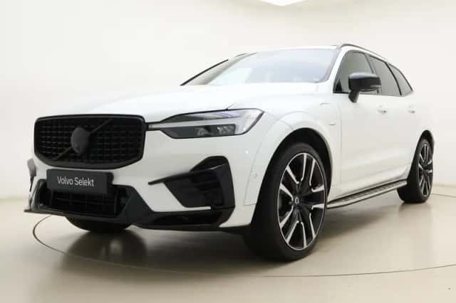 Volvo XC60 (2022) thumbnail 5