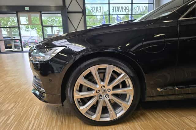 Volvo S90 (2019) thumbnail 4