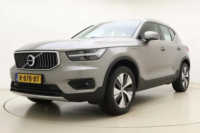 Volvo XC40 (2022) thumbnail 3