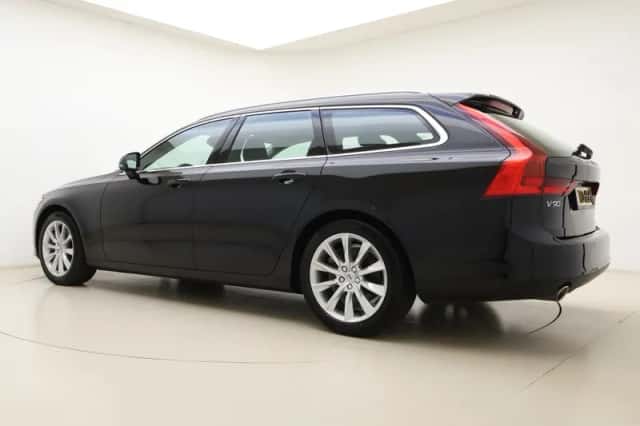 Volvo V90 (2018) thumbnail 3