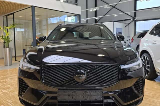 Volvo XC60 (2025) thumbnail 3