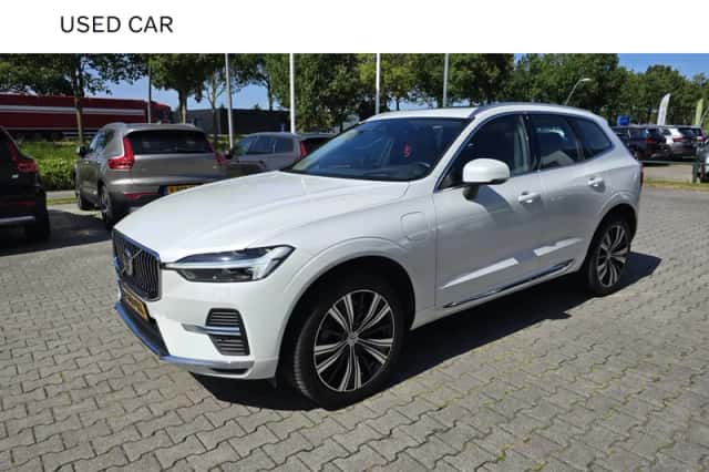 Volvo XC60 (2021) thumbnail 1