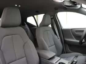 Volvo EX40 thumbnail 12