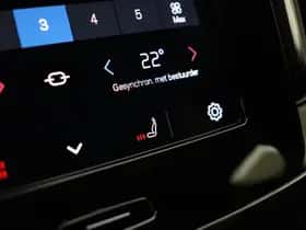 Volvo EX40 thumbnail 30