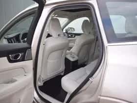 Volvo XC60 thumbnail 8
