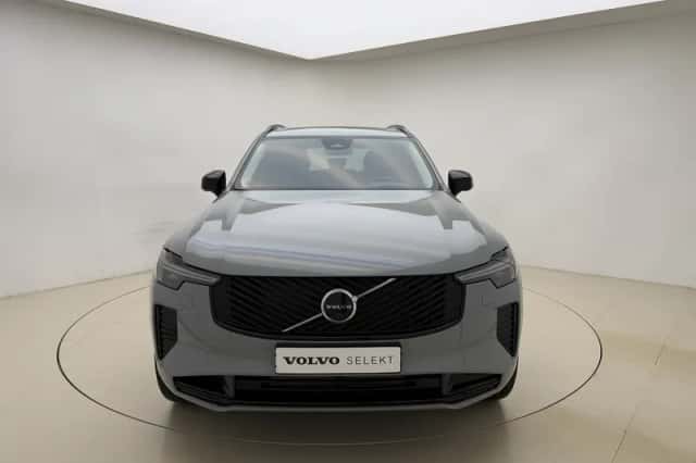 Volvo XC90 (2026) thumbnail 3