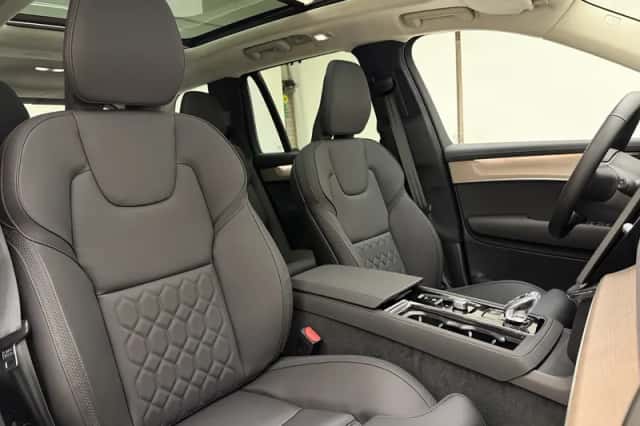 Volvo XC90 (2026) thumbnail 6