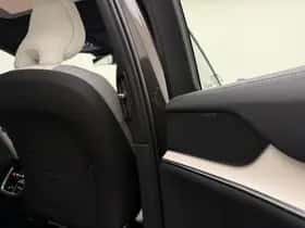 Volvo EX90 thumbnail 24
