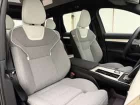 Volvo EX90 thumbnail 4