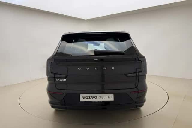Volvo EX90 (2025) thumbnail 5