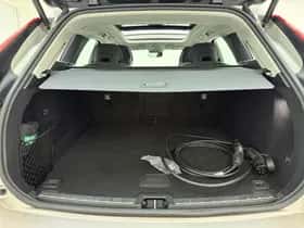 Volvo XC60 (2025) thumbnail 6